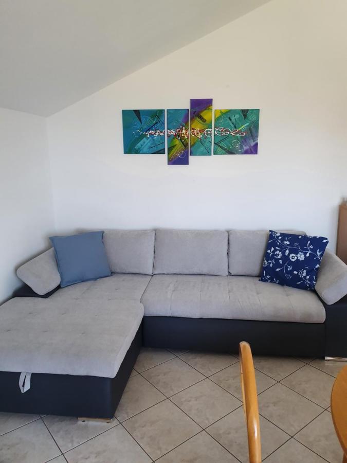 Apartment Irena Malinska Kültér fotó